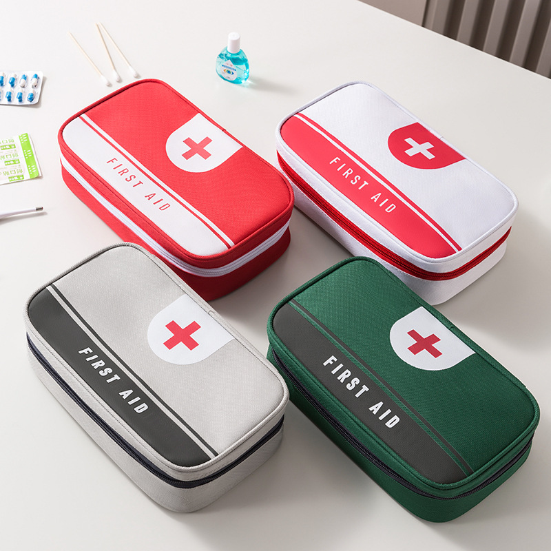 Car Accessories For Elderly - Kotak Obat Kecil Portabel Kotak P3K