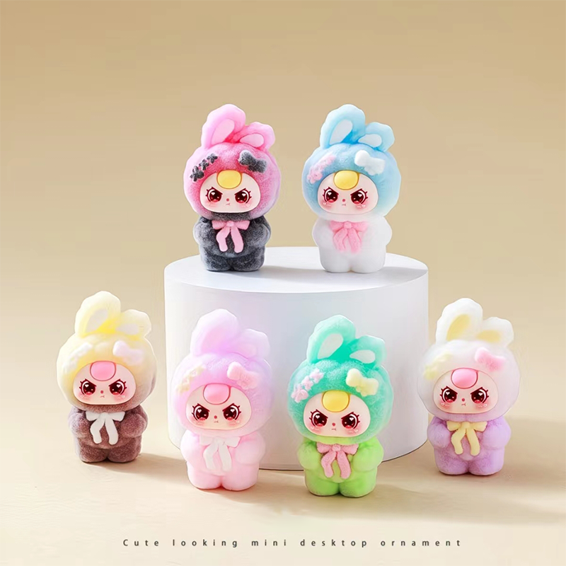 Figur Mini Asli yang Populer,  - Car Accessories Girl ulasan dan harga